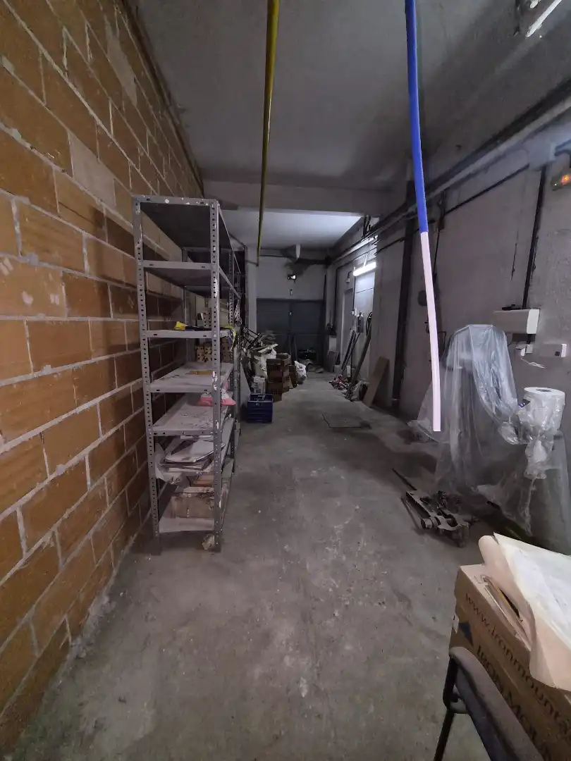 Premises for sale in  Madrid Capital