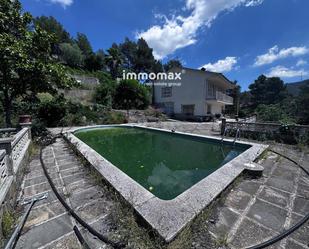 Swimming pool of House or chalet for sale in Vallirana