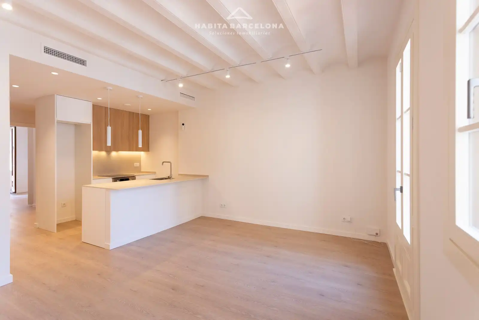 Cocina de Piso en venta en Barcelona con Aire acondicionado, Calefacción y Parquet
