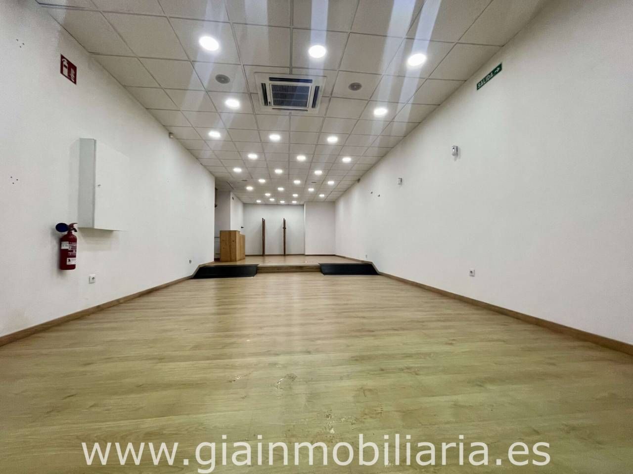 Premises to rent in O Porriño    with Air Conditioner