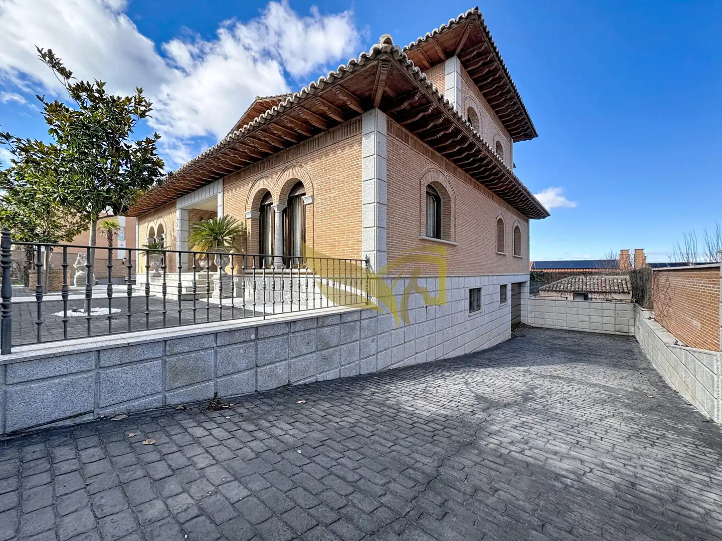 Vista exterior de Casa o chalet en venta en Aranjuez con Aire acondicionado, Calefacción y Jardín privado