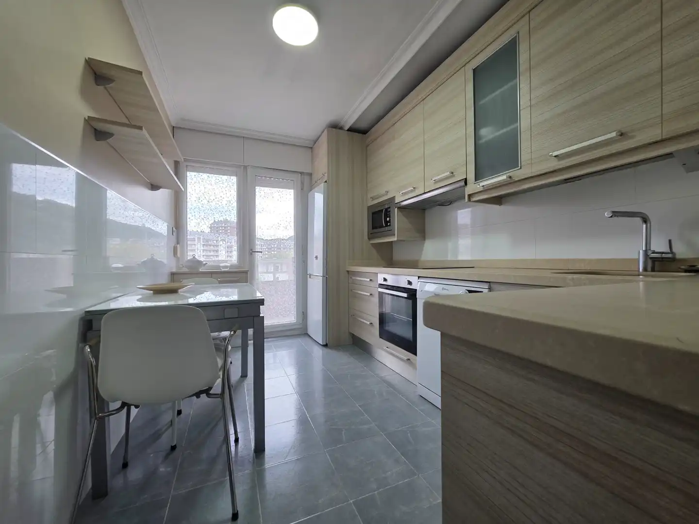 Küche von Wohnung zur Miete in Castro-Urdiales mit Privatgarten, Terrasse und Schwimmbad