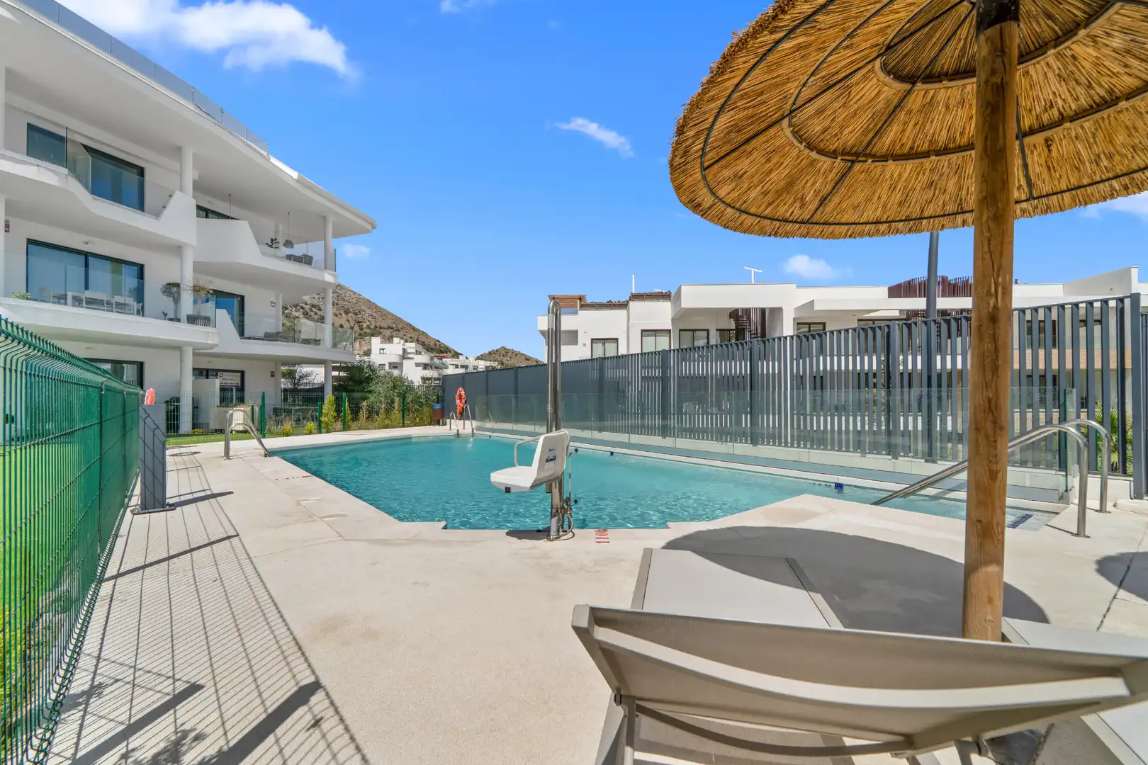 Pis amb piscina en venda a Avenida Fuengirola, imagen 21