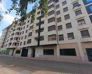 Vista exterior de Apartament de lloguer en  Logroño amb Aire condicionat, Calefacció i Parquet