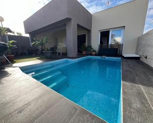 Swimming pool of Single-family semi-detached for sale in Torrevieja