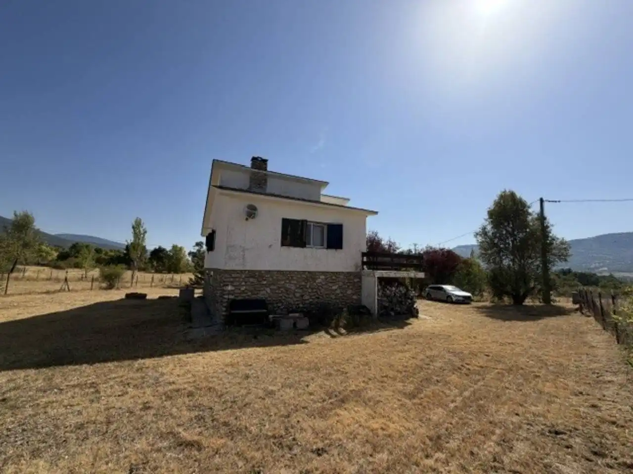 Vista exterior de Casa o xalet en venda en Rascafría amb Jardí privat, Terrassa i Moblat