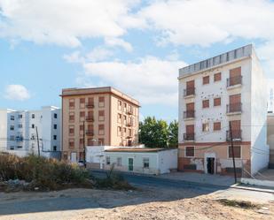 Vista exterior de Edifici en venda en  Huelva Capital