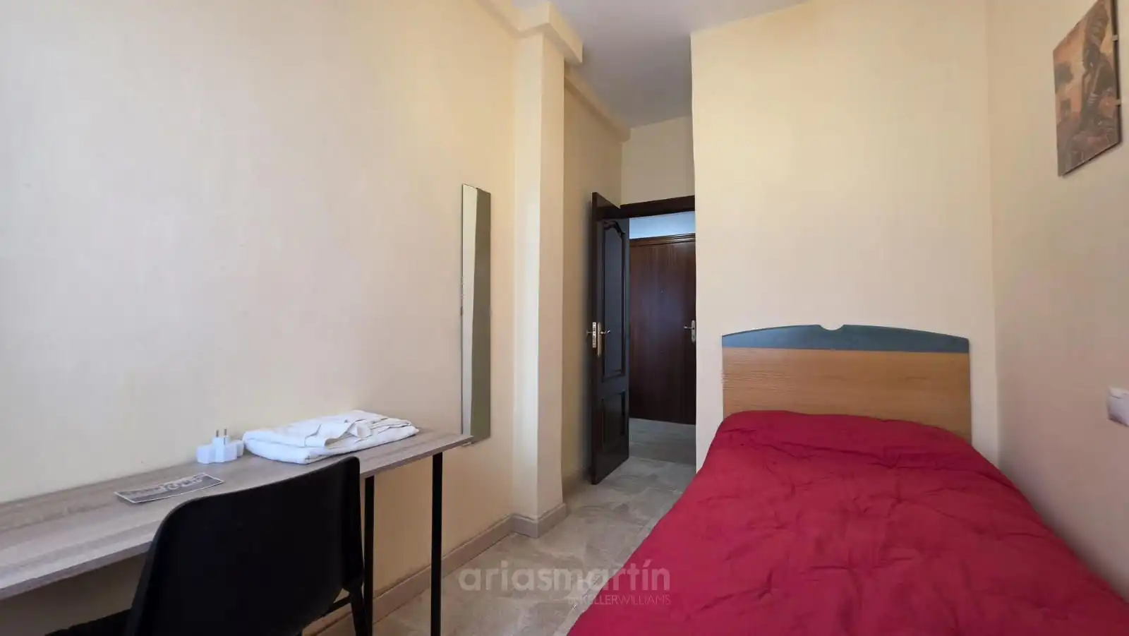 Schlafzimmer von Wohnung zur untervermieten in Salamanca mit Heizung, Terrasse und Möbliert