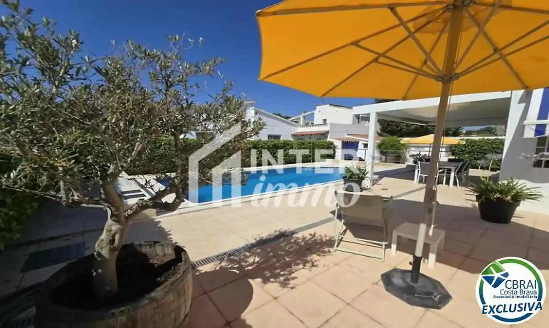 House with pool for sale in Carrer Montseny 82, imagen 4
