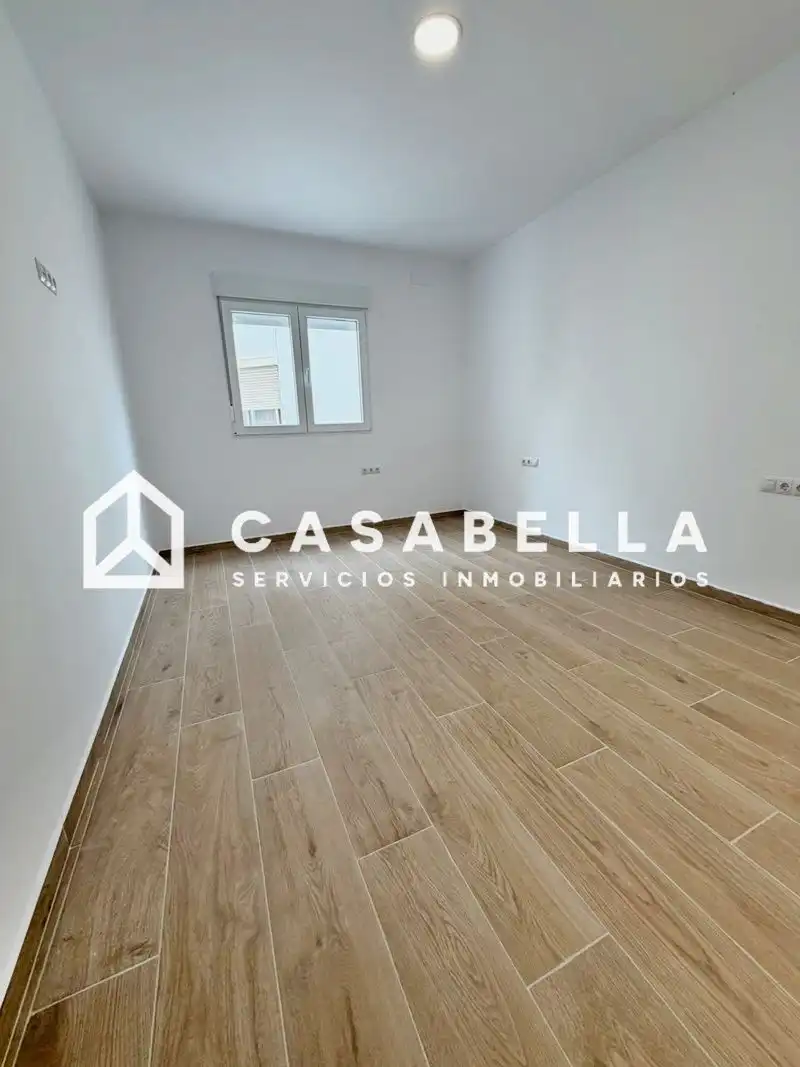 Piso en venta en Cid, Nou Moles