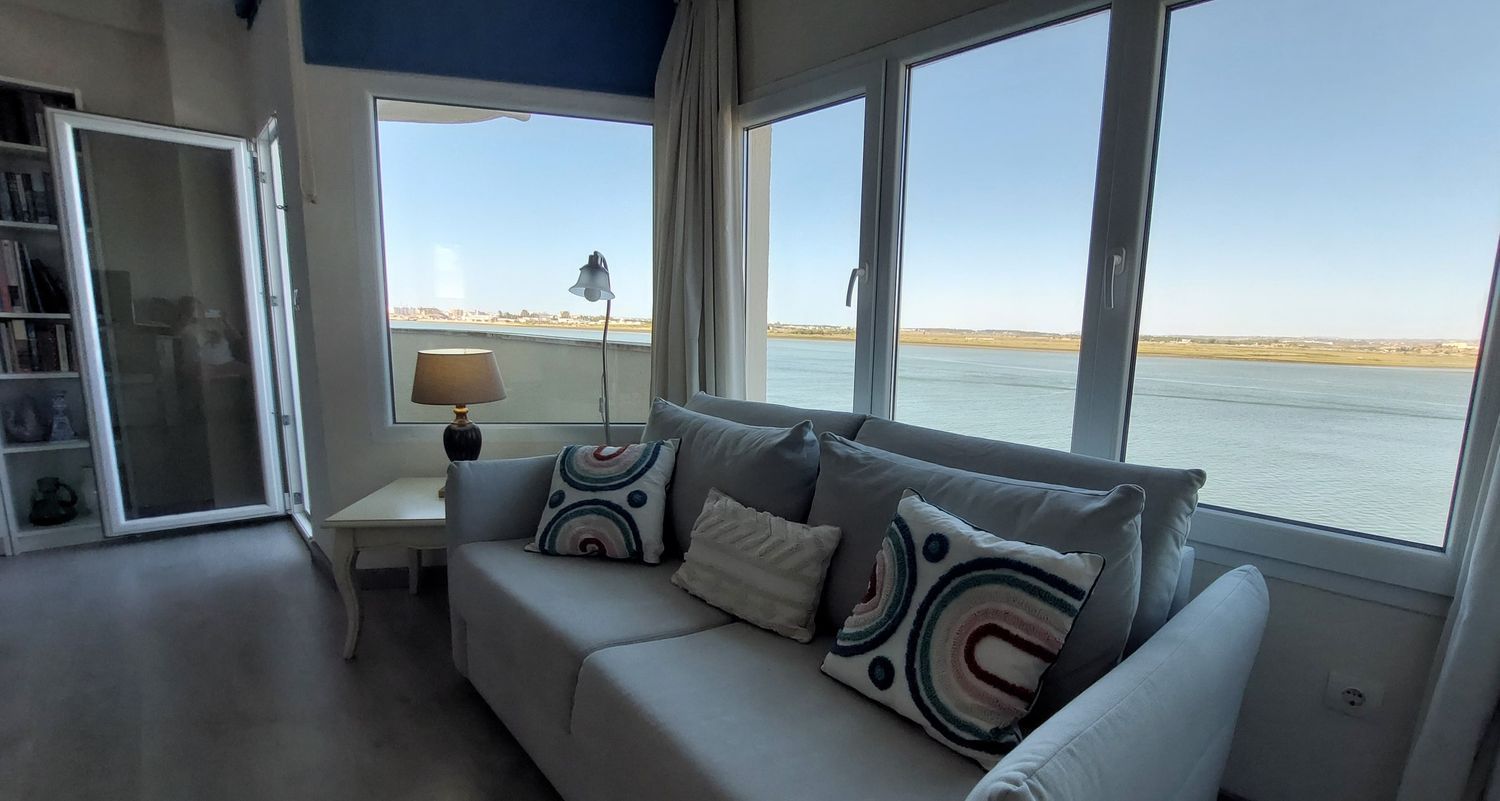 Living room of Flat for sale in Ayamonte  with Air Conditioner, Parquet flooring and Terrace
