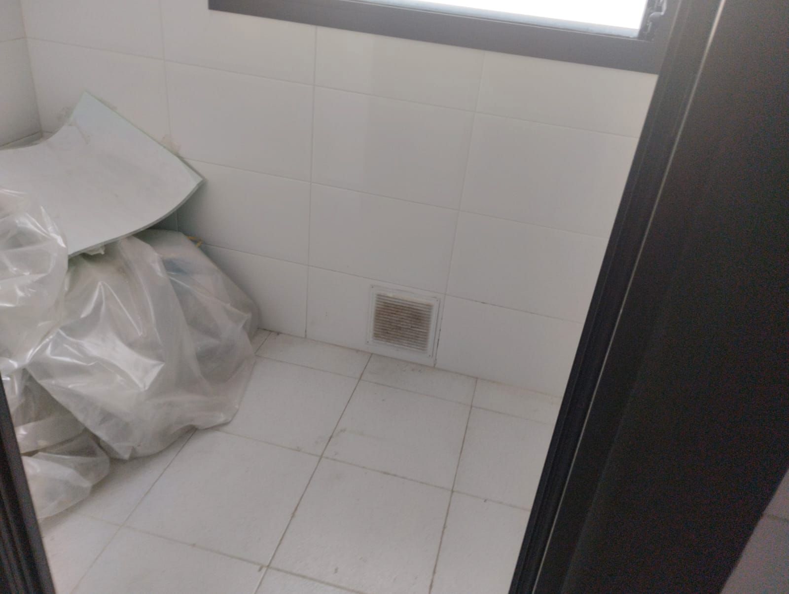 Bany de Pis en venda en Ramales de la Victoria amb Calefacció, Terrassa i Piscina