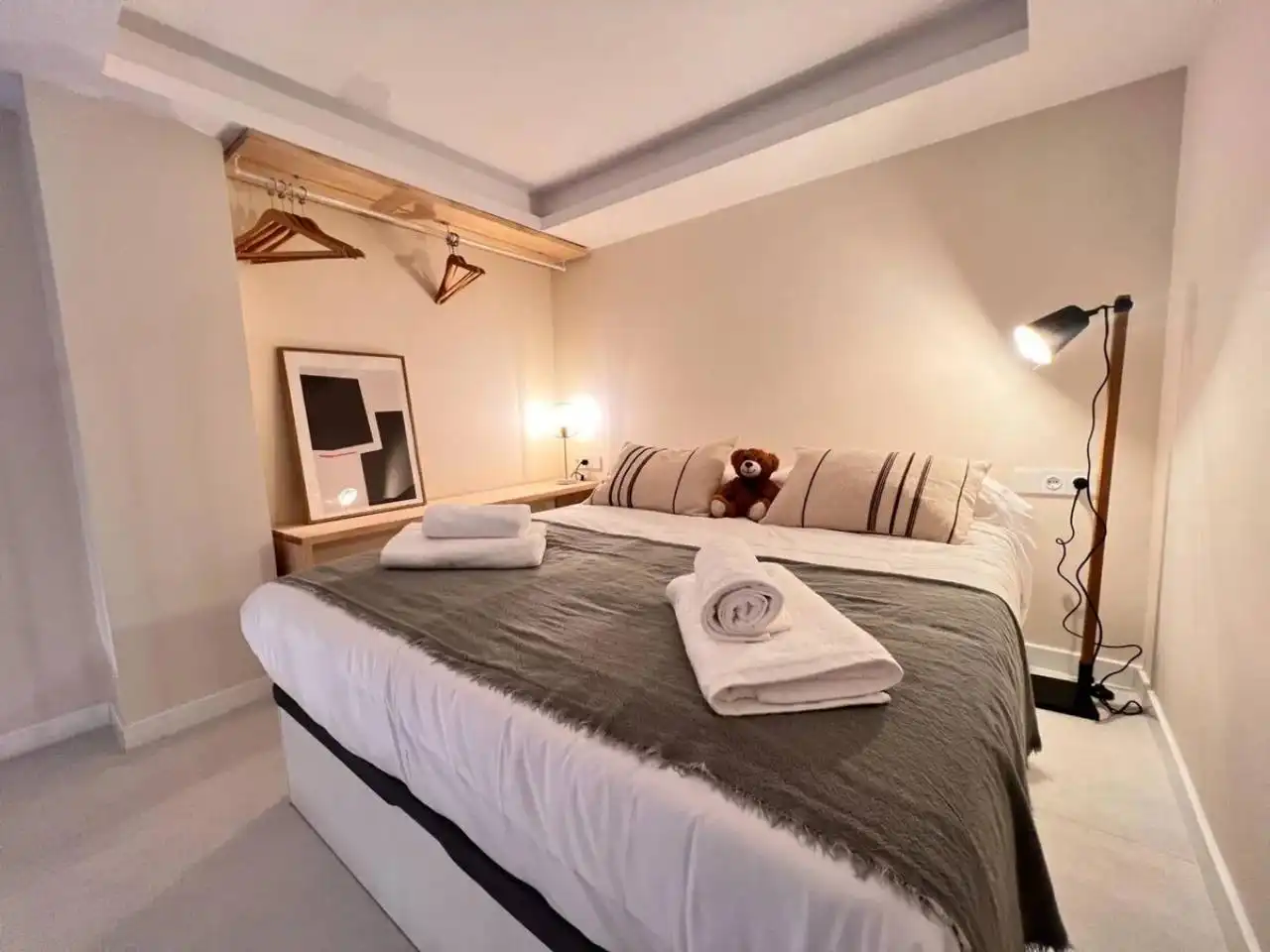 Schlafzimmer von Wohnung zum Verkauf in L'Hospitalet de Llobregat mit Klimaanlage, Heizung und Parkett