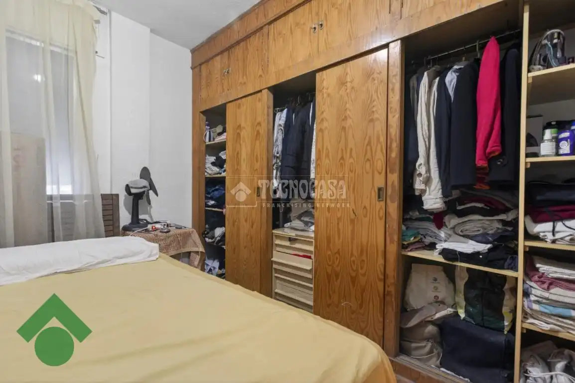 Dormitori de Pis en venda en Córdoba