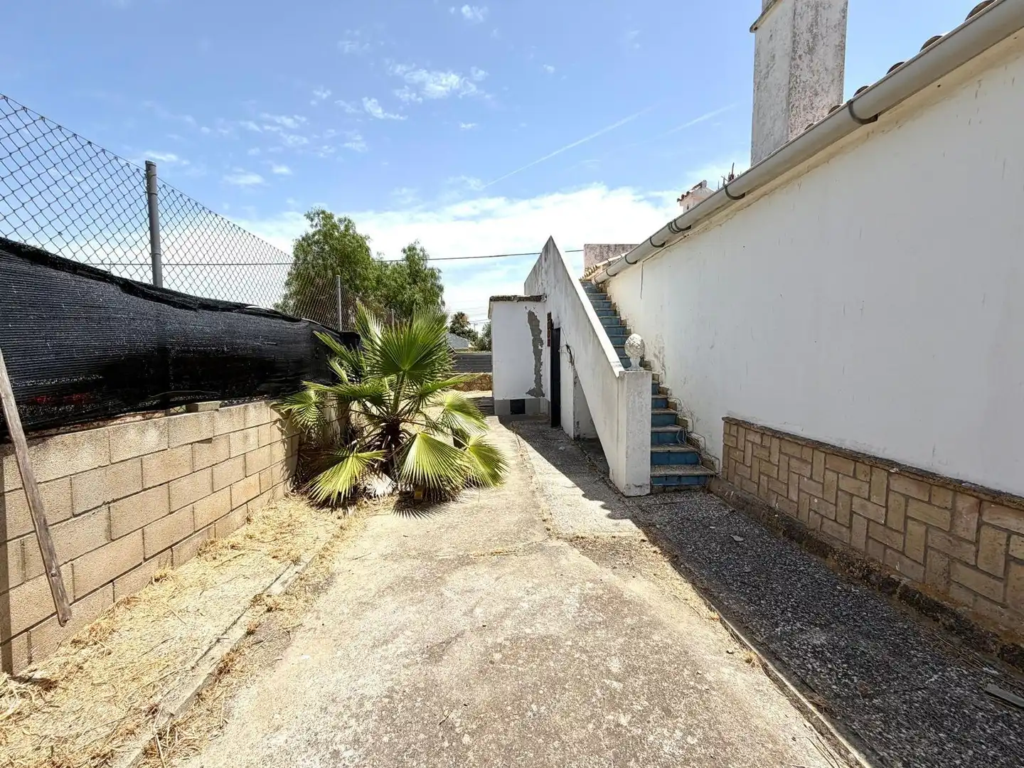 Exterior view of Houses for sale in El Puerto de Santa María  with Private garden
