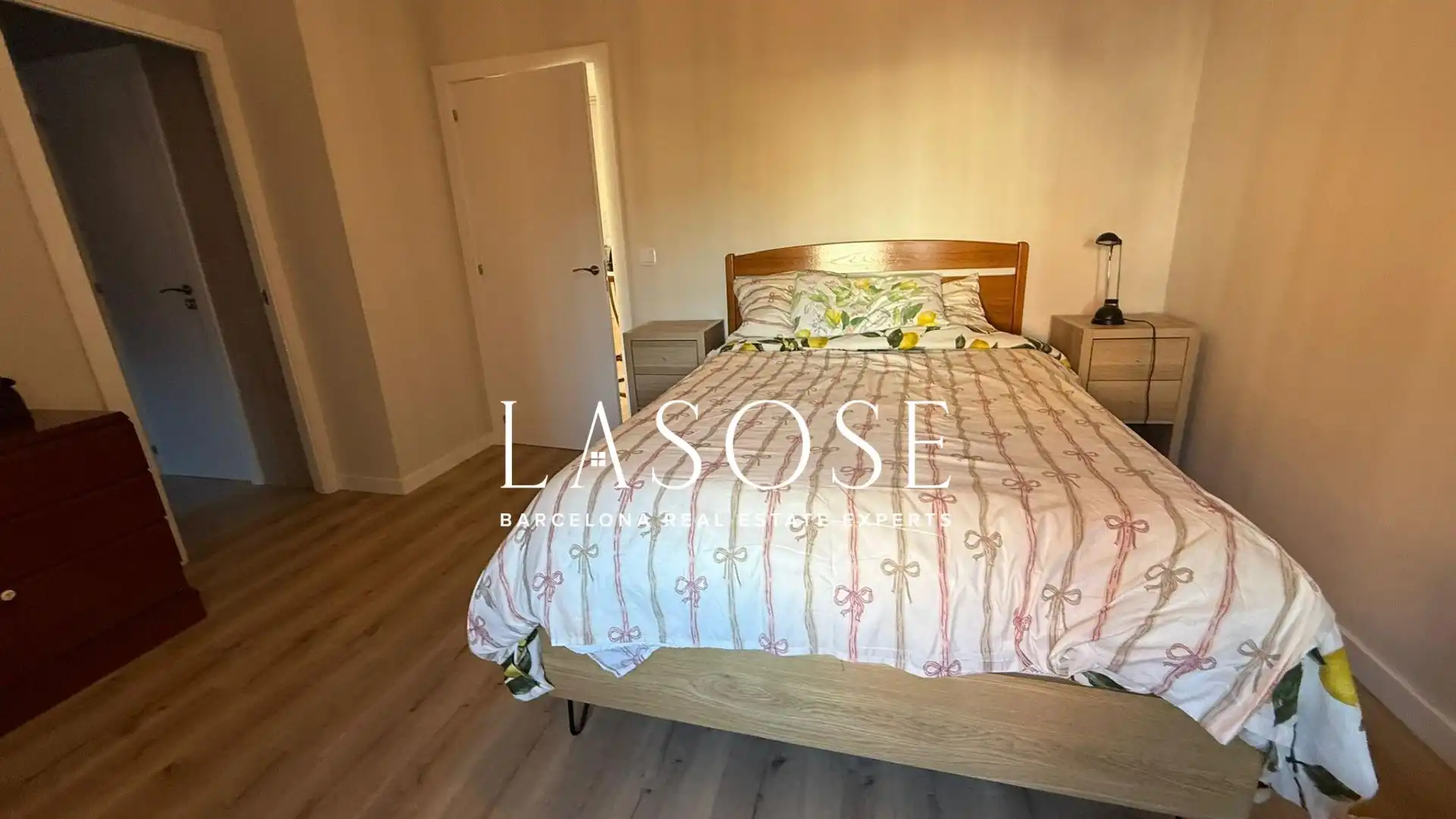 Schlafzimmer von Wohnung zur Miete in Vilanova i la Geltrú mit Klimaanlage, Terrasse und Möbliert