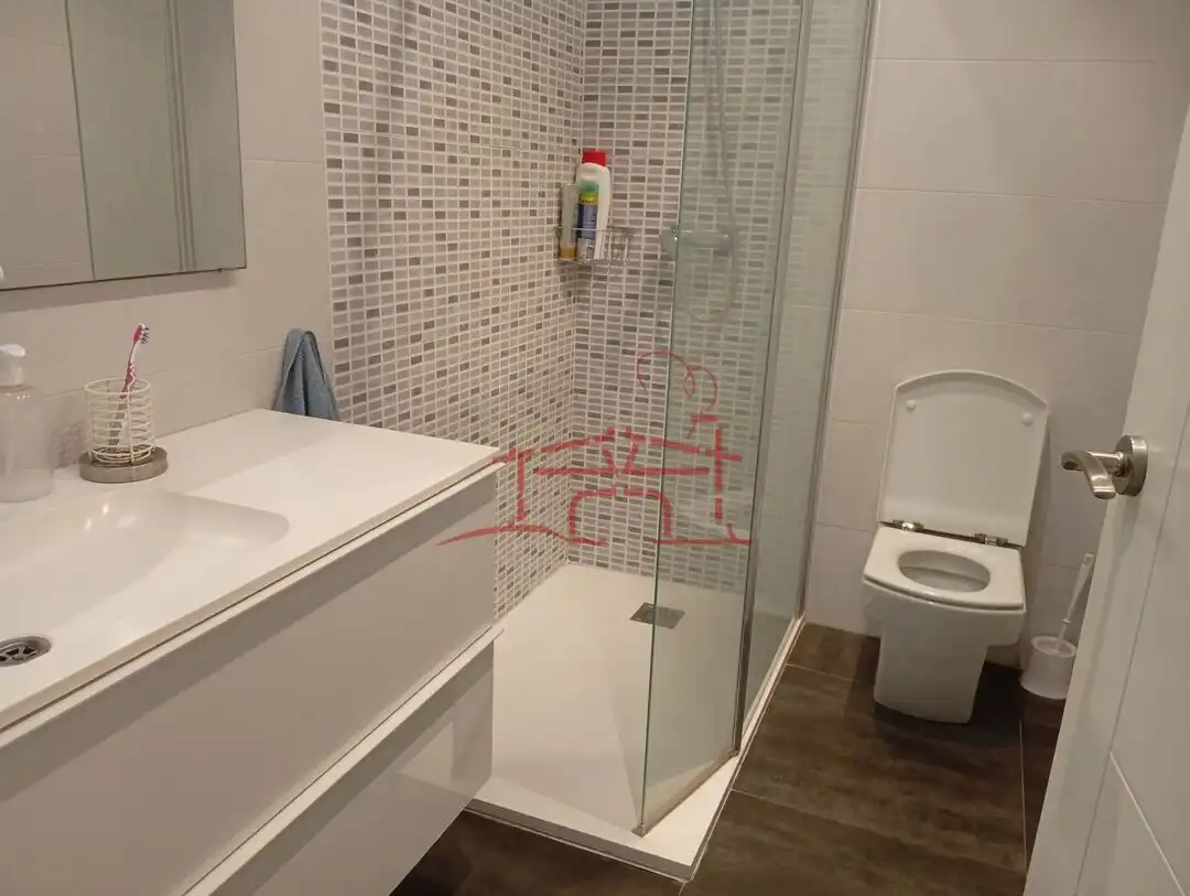 Baño de Piso en venta en Iurreta con Calefacción y Balcón