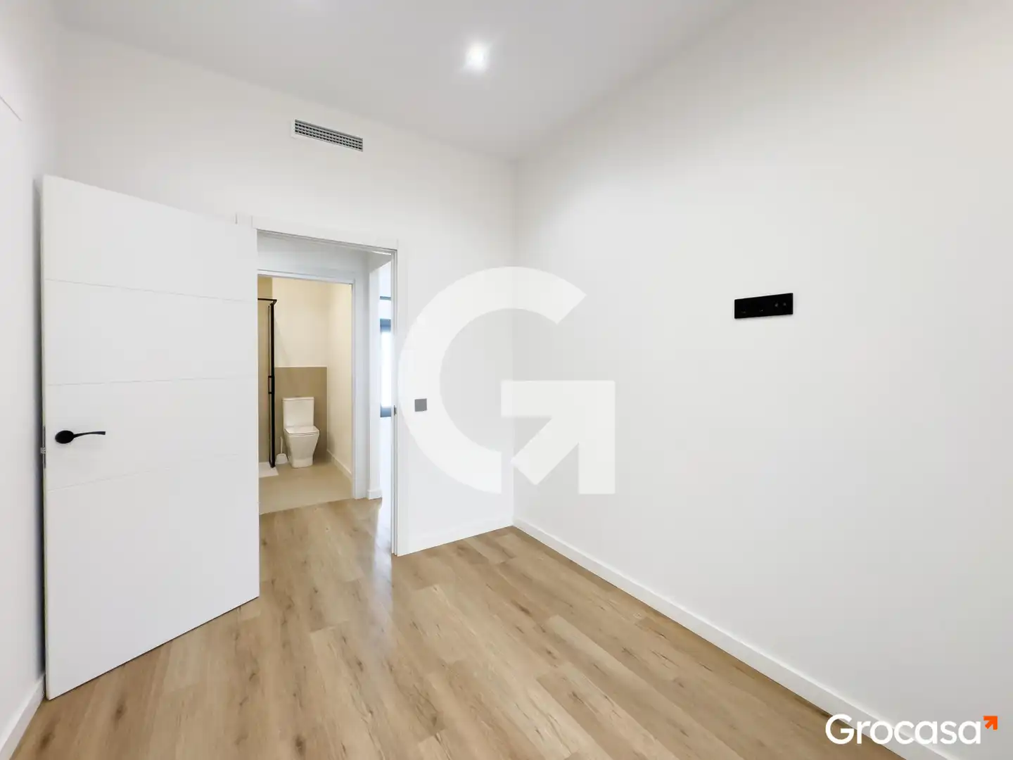 Habitación de Piso en venta en Barcelona con Aire acondicionado, Calefacción y Horno