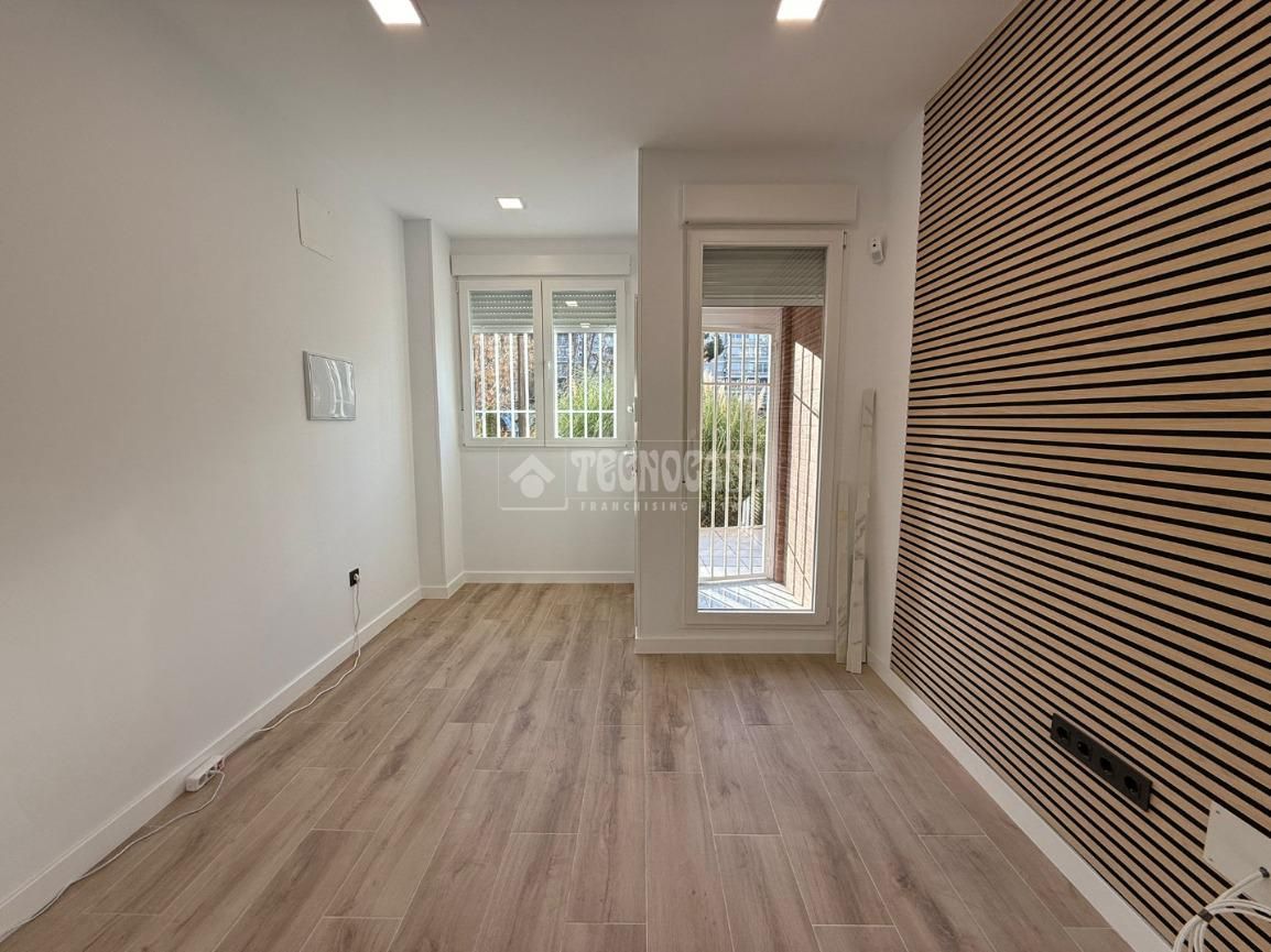 Local en venta en El Soto - Azorín