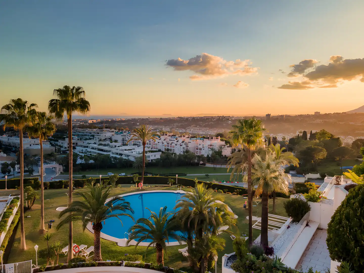 Apartamento con piscina en venta en Milla de Oro, imagen 33