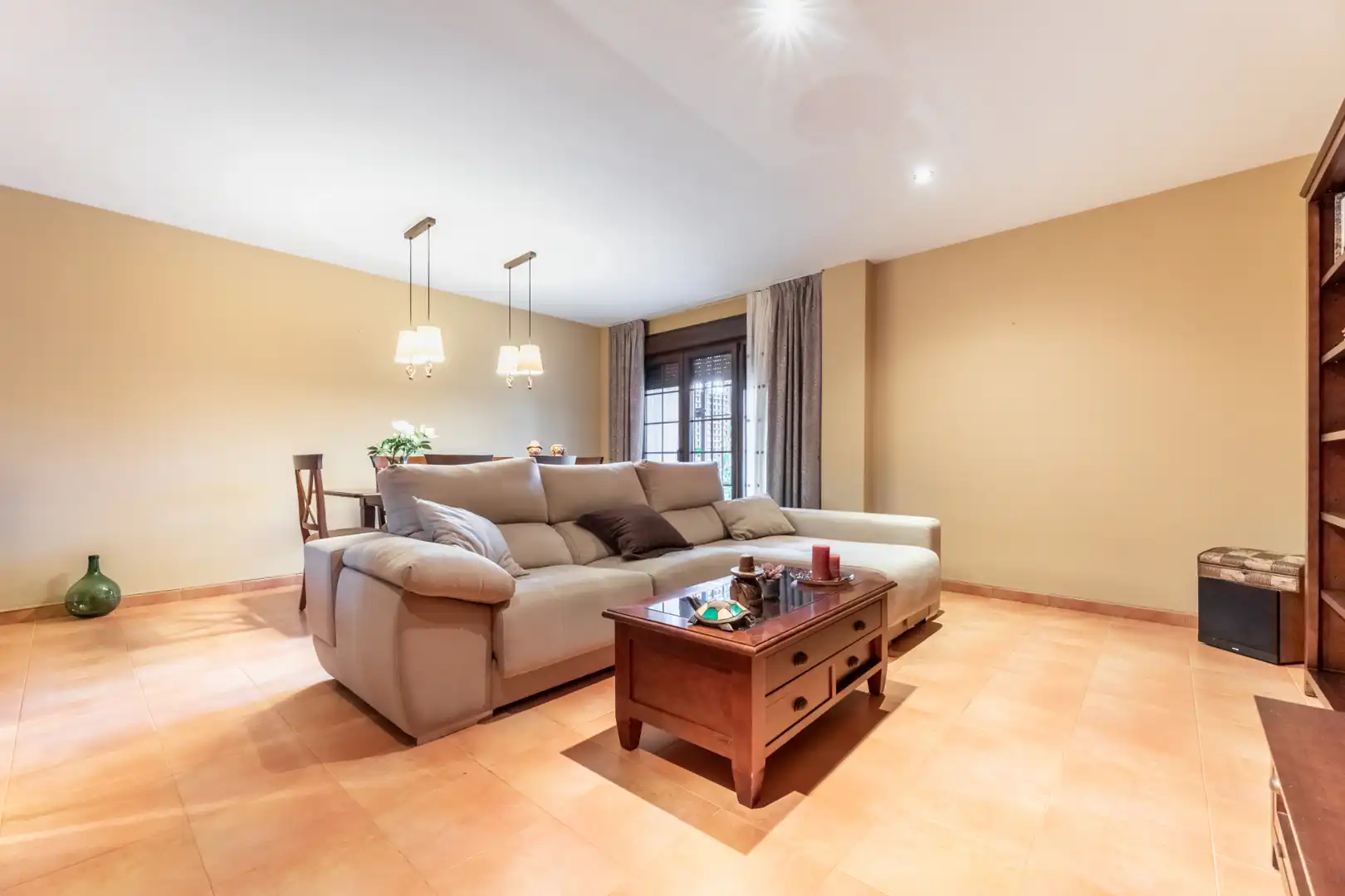 Sala de estar de Casa o chalet en venta en Navalcarnero con Calefacción, Jardín privado y Terraza