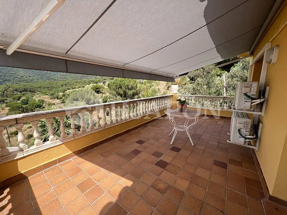 Terrassa de Casa o xalet en venda en Vilassar de Dalt amb Aire condicionat, Calefacció i Jardí privat