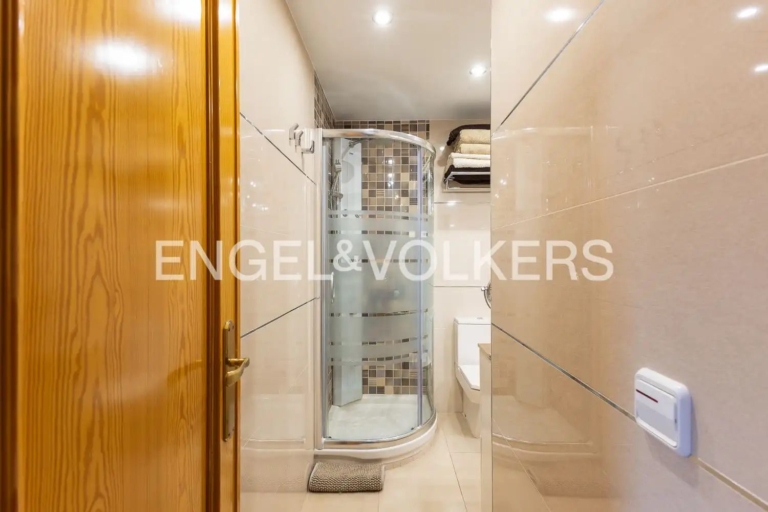 Baño de Ático de alquiler en Cullera con Aire acondicionado, Calefacción y Parquet