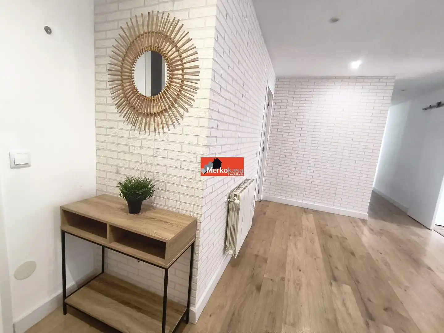 Piso en venta en Lugo con Calefacción, Trastero y Amueblado