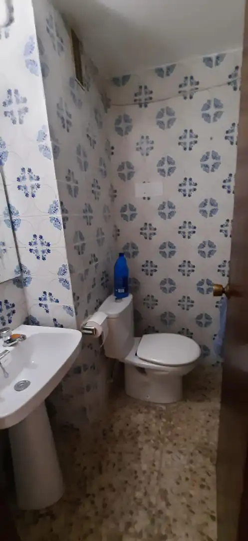 Badezimmer von Wohnung zum Verkauf in Córdoba mit Klimaanlage, Heizung und Balkon