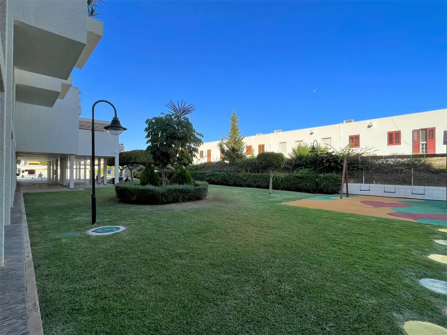 Piso de alquiler en Aguadulce Sur