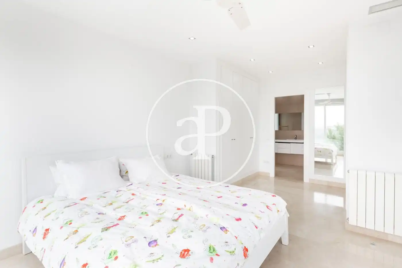 Bedroom of Houses for sale in Chiva  with Air Conditioner, Heating and Private garden