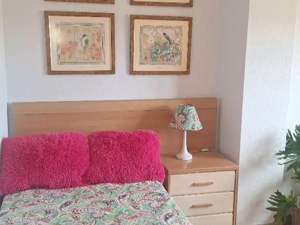 Habitación de Piso en venta en Los Ángeles - Cruz de Caravaca