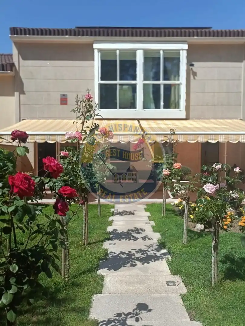 Casa adosada en venda a undefined Residencial Candeán, Cabral - Candeán