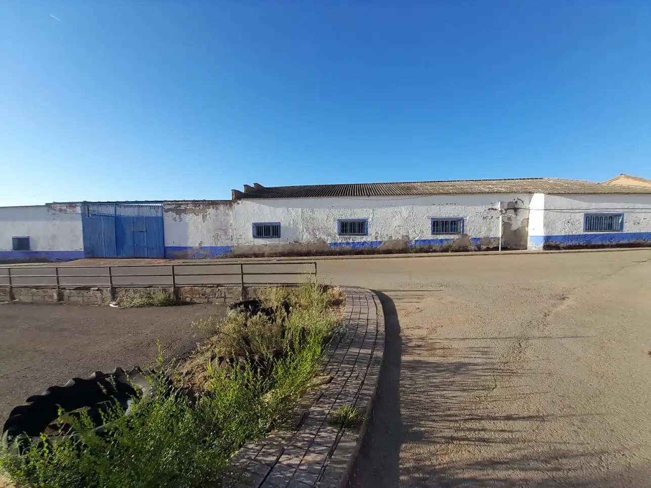 Exterior view of Industrial buildings for sale in Almodóvar del Campo