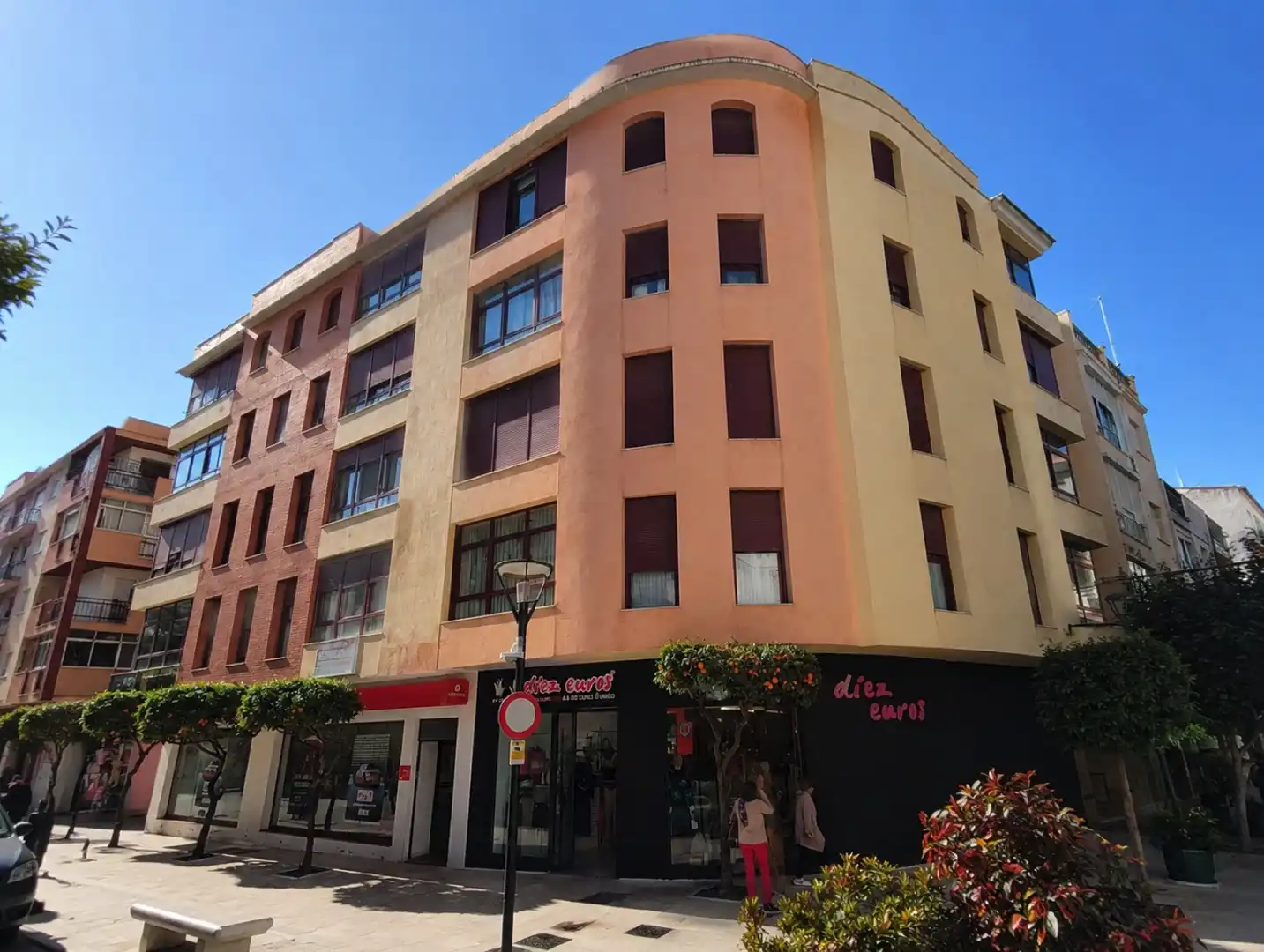 Apartment mit Aufzug zum Verkauf in Estepona Pueblo