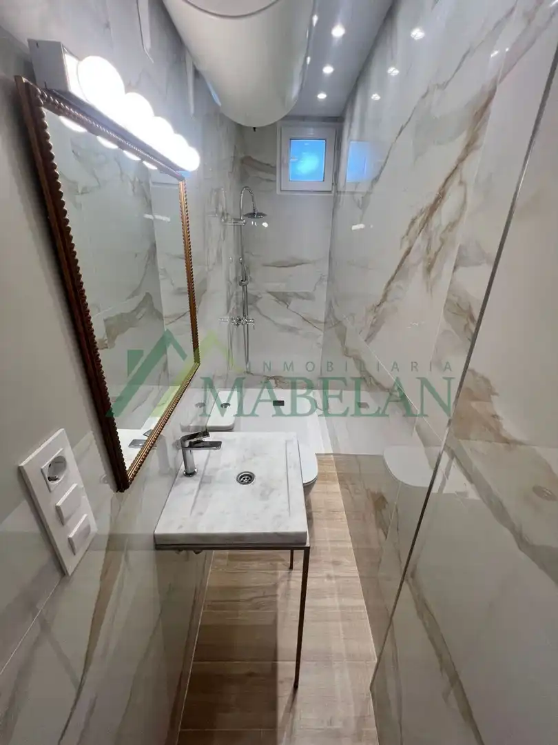 Bathroom of Office for rent in Jerez de la Frontera  with Heating