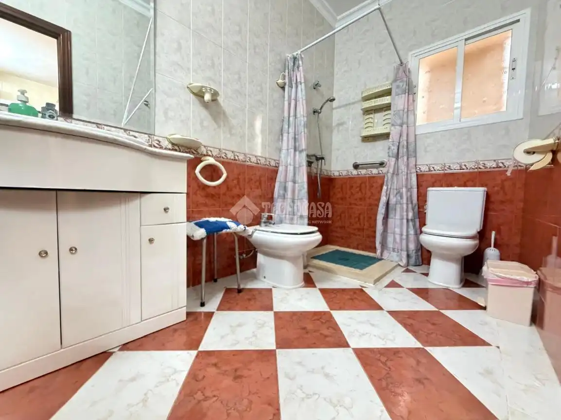 Casa en venta en Puente Genil, imagen 2