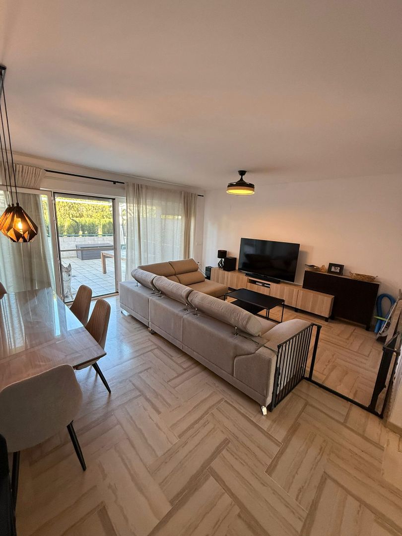 Living room of Single-family semi-detached for sale in Gandia  with Air Conditioner, Terrace and Furnished