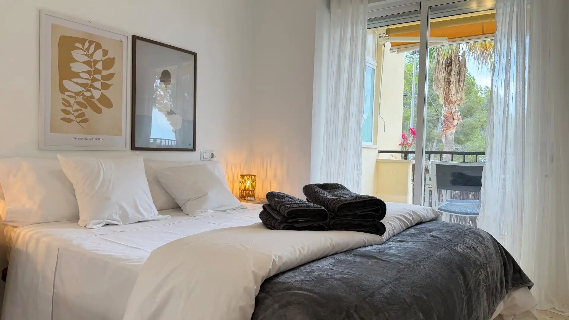Bedroom of Flat for sale in Altea