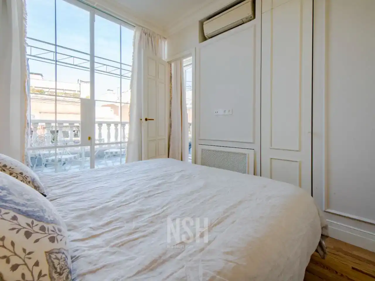 Bedroom of Flat for sale in  Madrid Capital  with Air Conditioner and Terrace