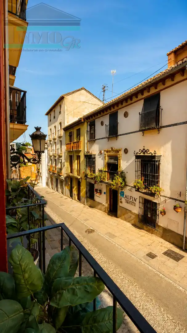 Vista exterior de Estudio de alquiler en Granada con Aire acondicionado, Parquet y Amueblado