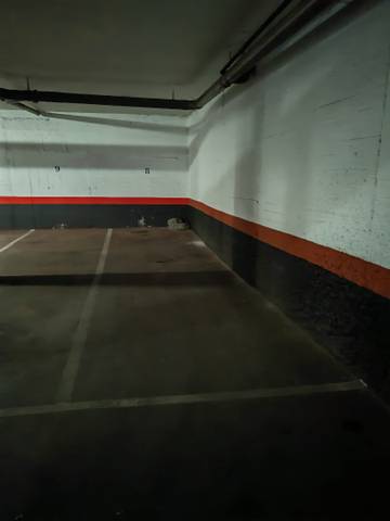 Garaje en Venta en Avenida de la Albufera en Portazgo