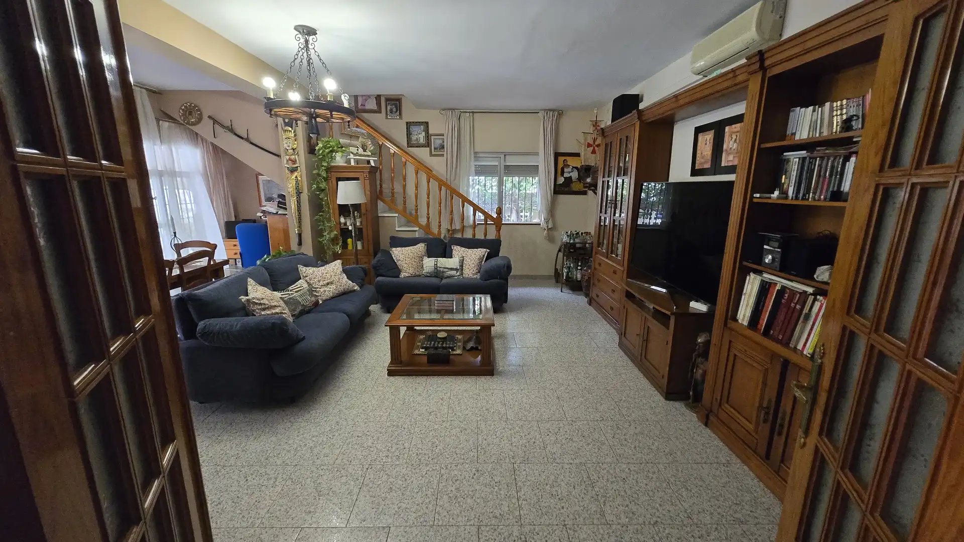 Living room of Houses for sale in Málaga  with Air Conditioner, Private garden and Terrace