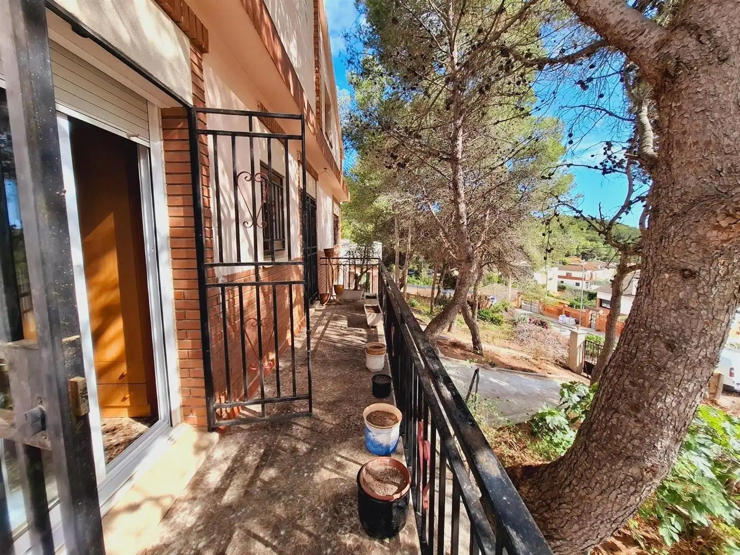 Vista exterior de Casa o xalet en venda en Calafell amb Jardí privat, Terrassa i Traster