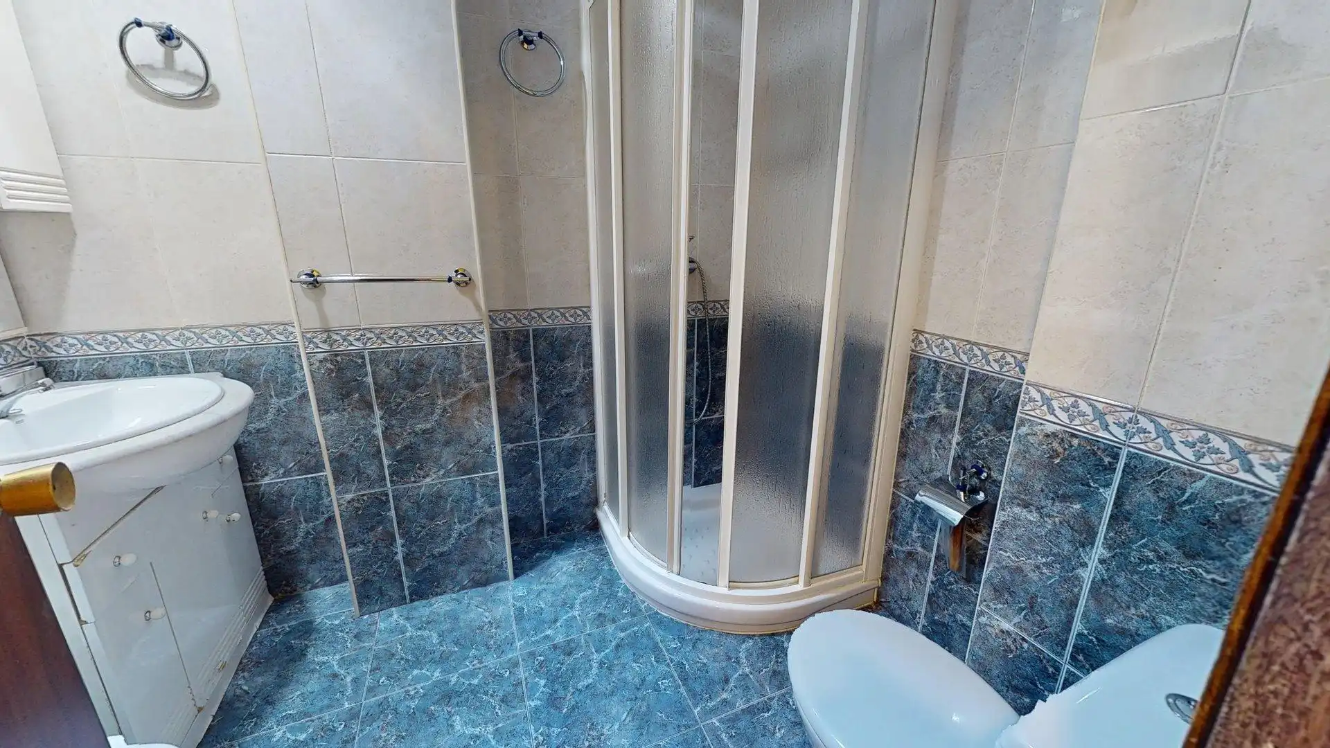 Baño de Piso en venta en Córdoba con Aire acondicionado