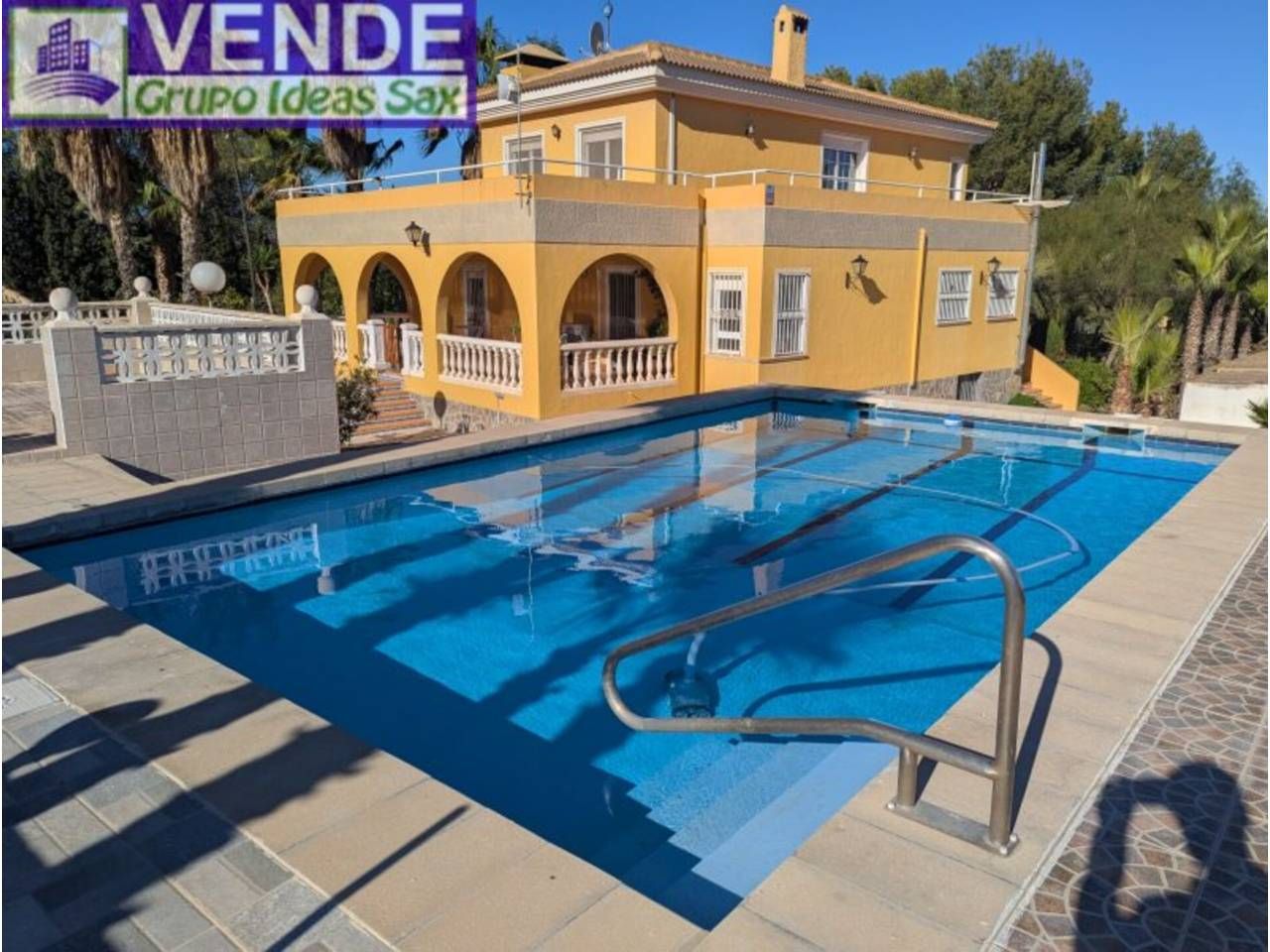 Swimming pool of Country house for sale in Sax  with Air Conditioner, Heating and Private garden