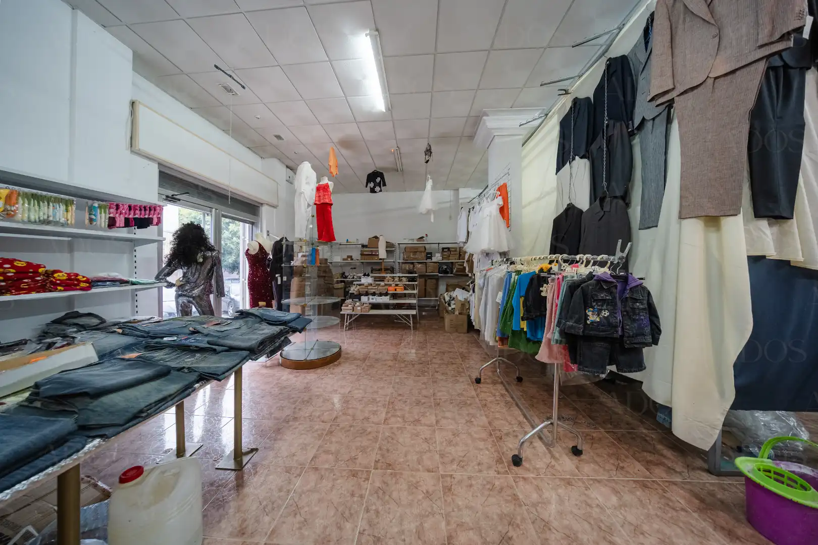 Local comercial en venda a Calle Reverenda Madre María Micaela, imagen 5