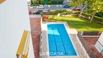 Swimming pool of Flat for sale in Sitges  with Air Conditioner, Terrace and Swimming Pool