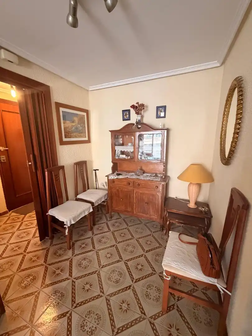 Menjador de Apartament en venda en Valencia amb Aire condicionat i Balcó