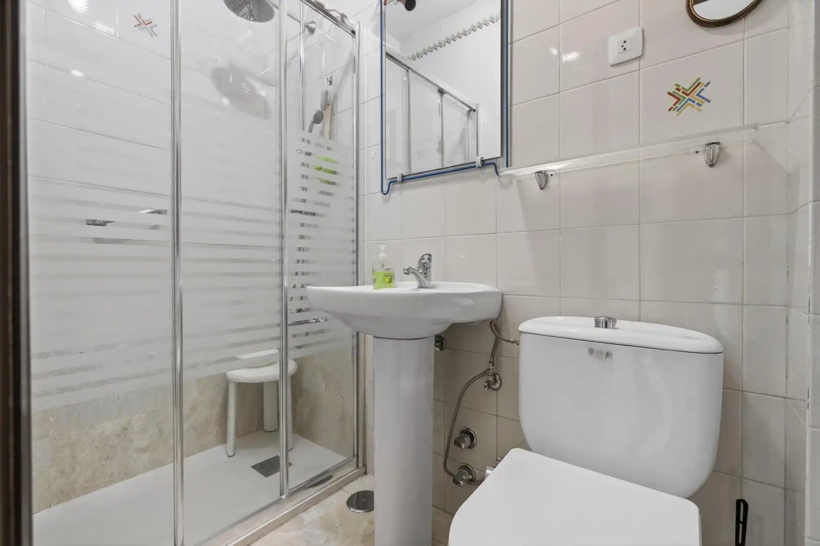 Bathroom of Houses for sale in Sevilla  with Air Conditioner, Terrace and Balcony